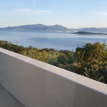 Loft De Standing 150 M2 Vue Mer,de 2 A 6 Pers A Mare E Sole D'argent Verghia Apartament